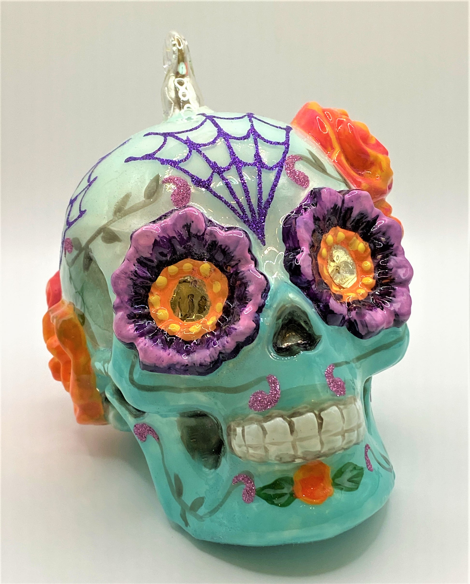 Baumschmuck-Christbaumschmuck-Totenkopf-Schaedel-Dia-de-Muertos-Komozja-Mostowski-weihnachts-deko-ch-Galerie-Luechinger-2