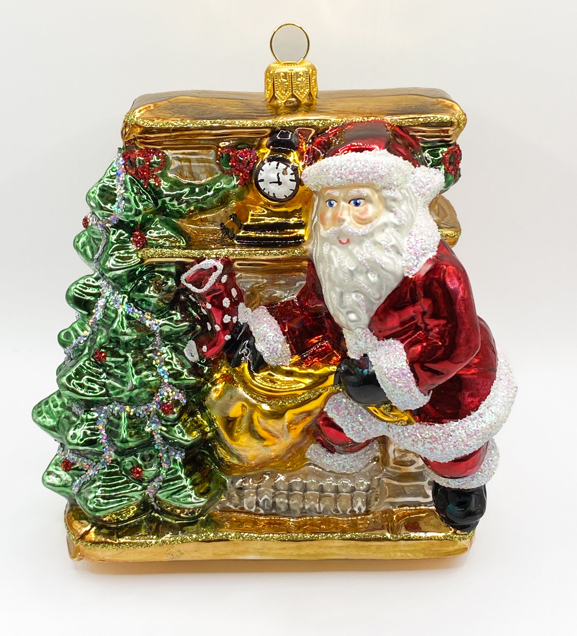 Baumschmuck-Christbaumschmuck-Weihnachten-Santa-Weihnachtsmann-Kamin-Geschenke-Weihnachtssocke-weihnachts-deko-ch-Galerie-Luechinger1