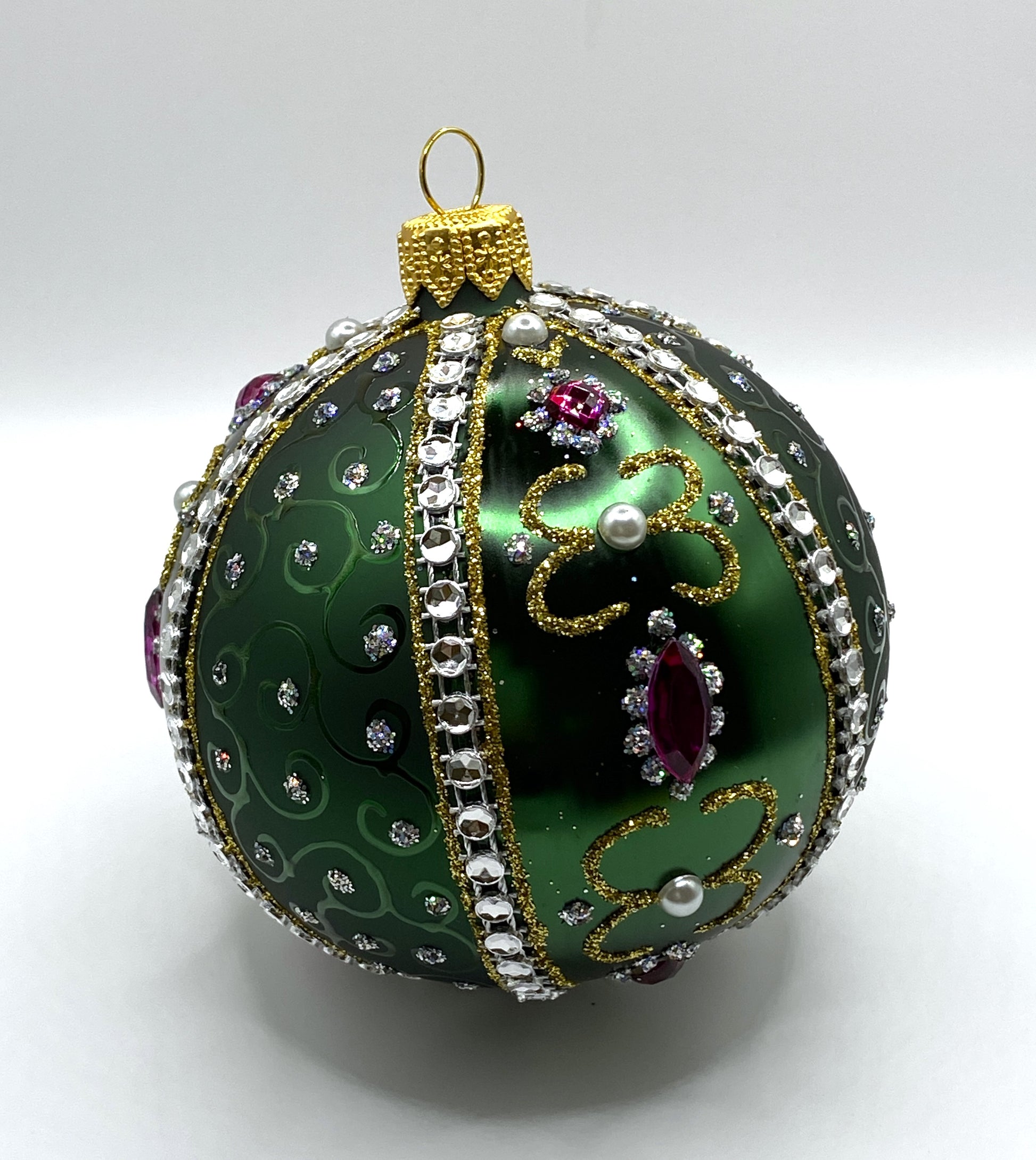 Baumschmuck-Christbaumschmuck-Weihnachts-Kugel-dunkelgruen-Schmucksteine-weihnachts-deko-ch-Galerie-Luechinger-3