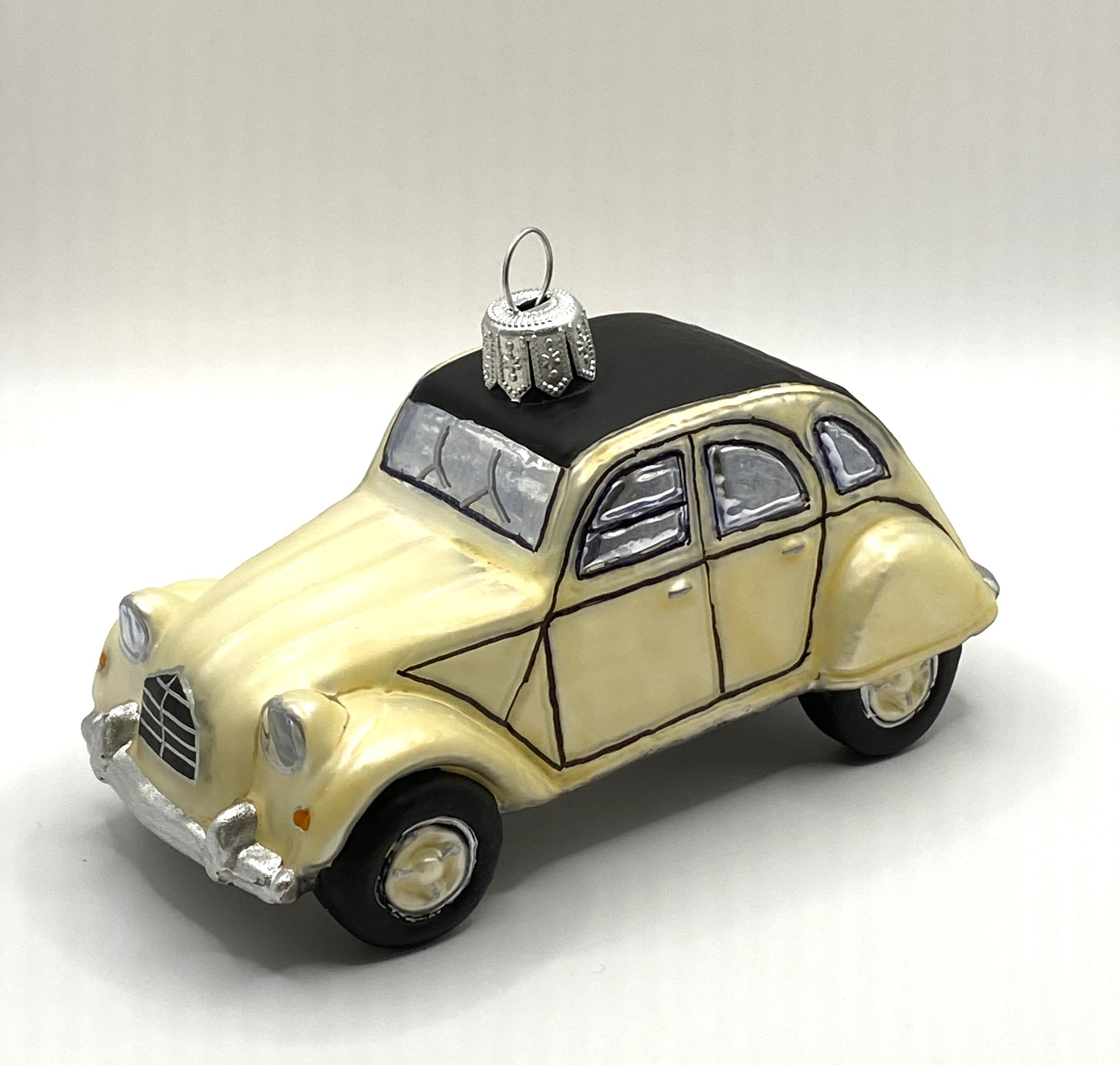 Baumschmuck-Christbaumschmuck-Weisser-Deux-Chevaux-Oltimer-Frankreich-Kultauto-weihnachts-deko-ch-Galerie-Luechinger-1