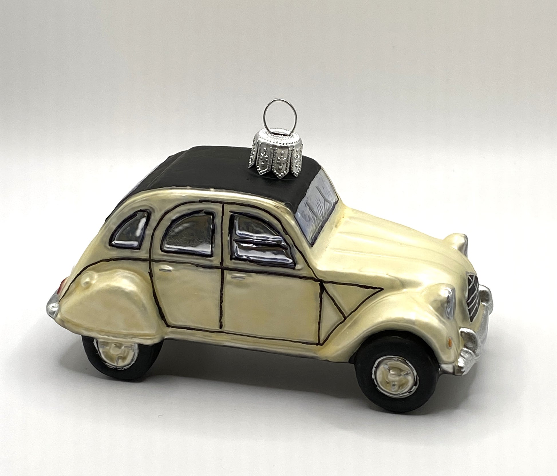 Baumschmuck-Christbaumschmuck-Weisser-Deux-Chevaux-Oltimer-Frankreich-Kultauto-weihnachts-deko-ch-Galerie-Luechinger-3