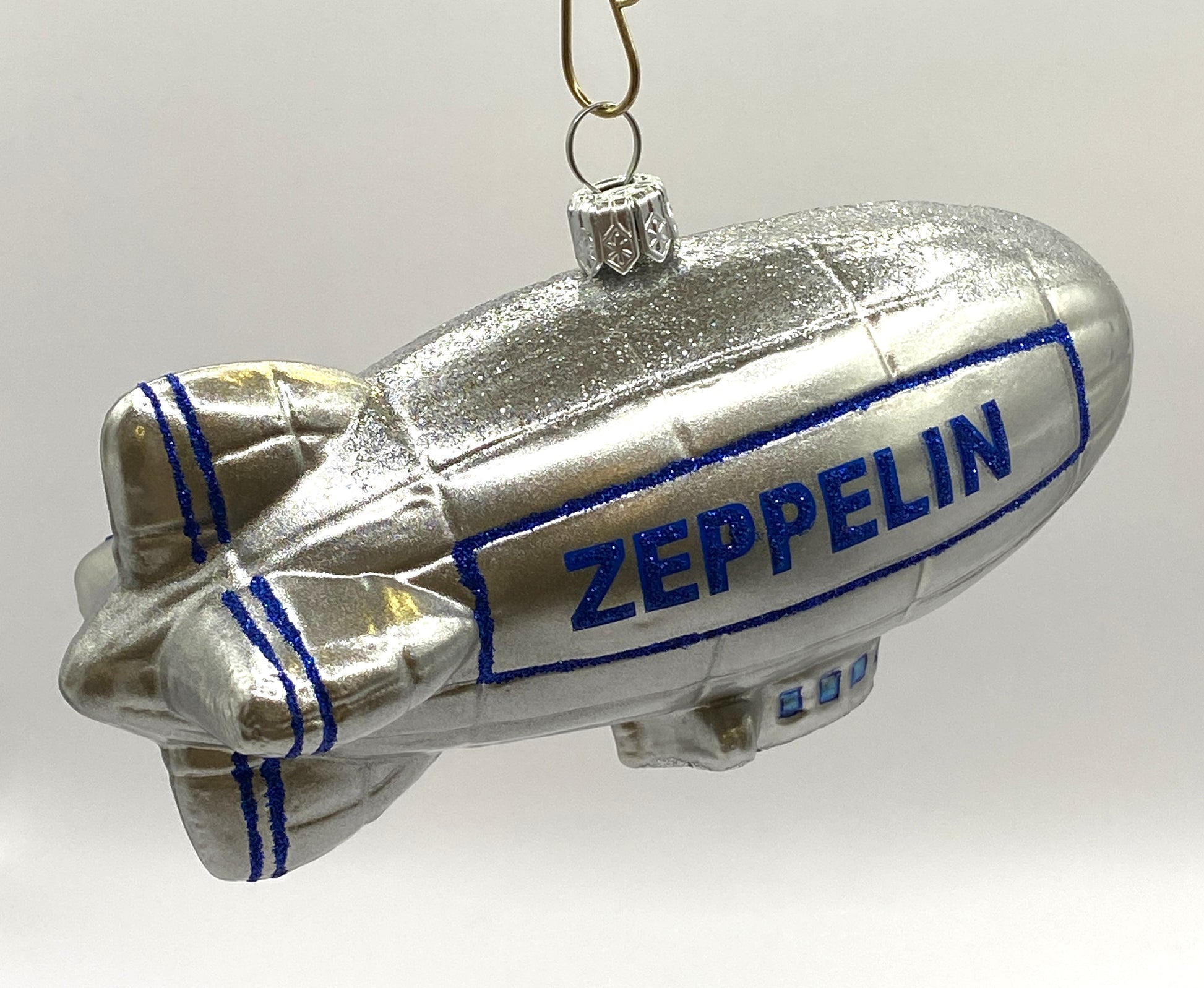 Baumschmuck-Christbaumschmuck-Zeppelin-weihnachts-deko-ch-Galerie-L-chinger-IMG_0004