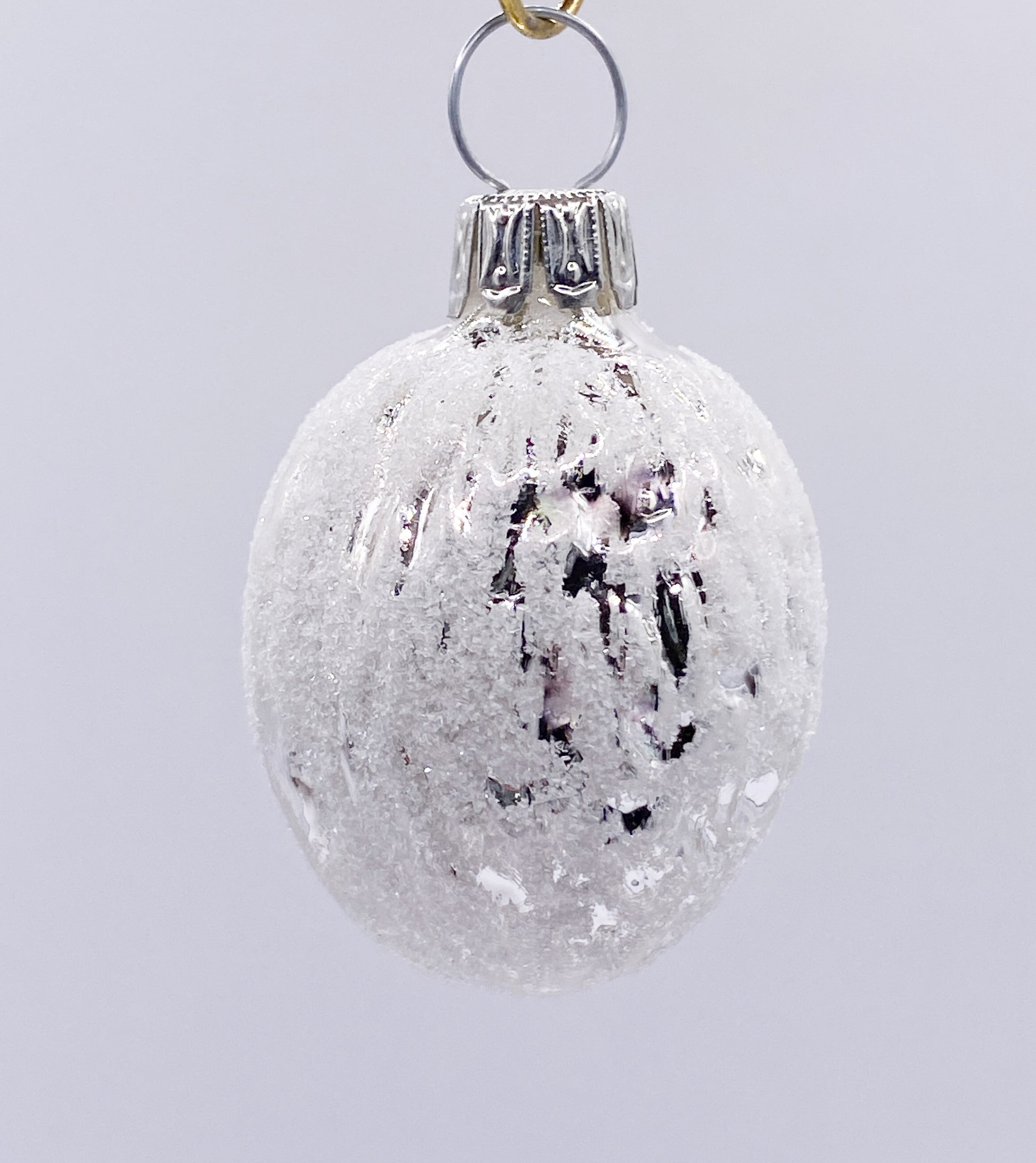 Baumschmuck-Christbaumschmuck-baumnuss-walnuss-weihnachts-deko-ch-Galerie-Luechinger3