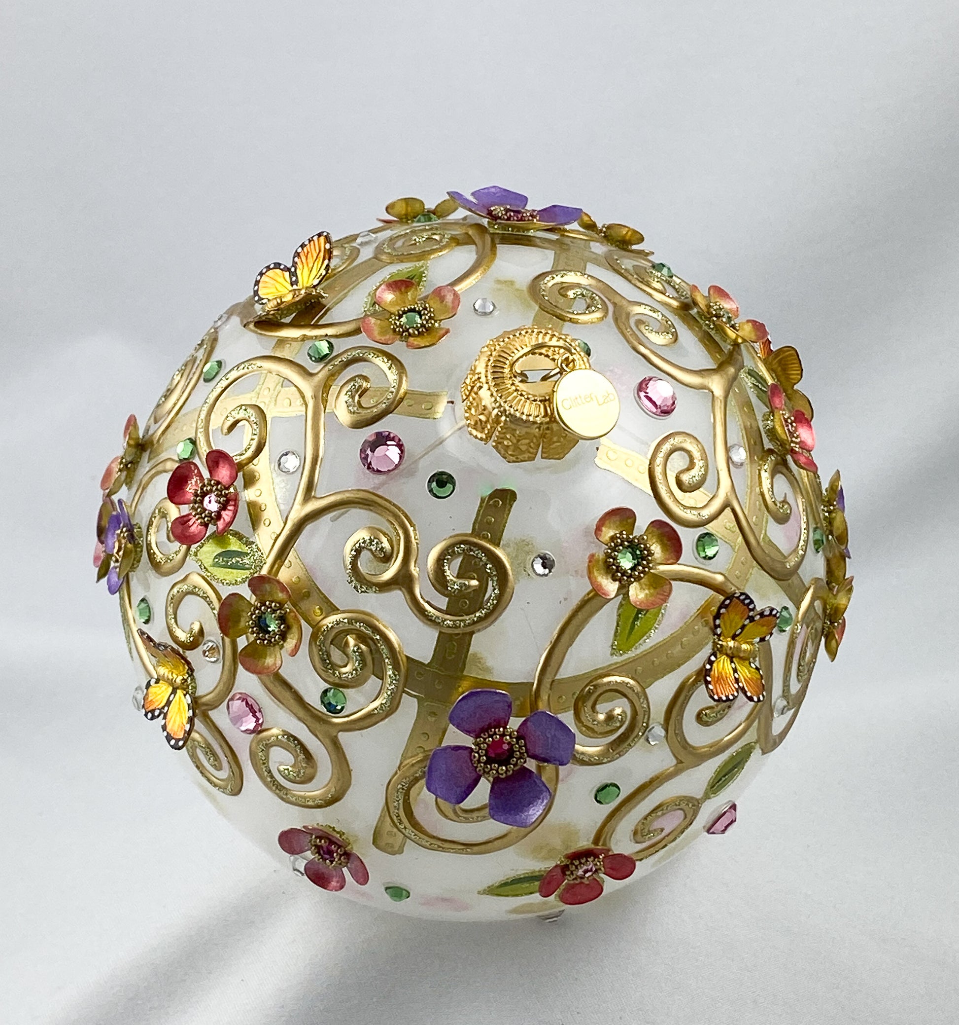 Baumschmuck-Christbaumschmuck-bluete-ranken-schmetterling-kugel-weihnachts-deko-ch-Galerie-Luechinger5
