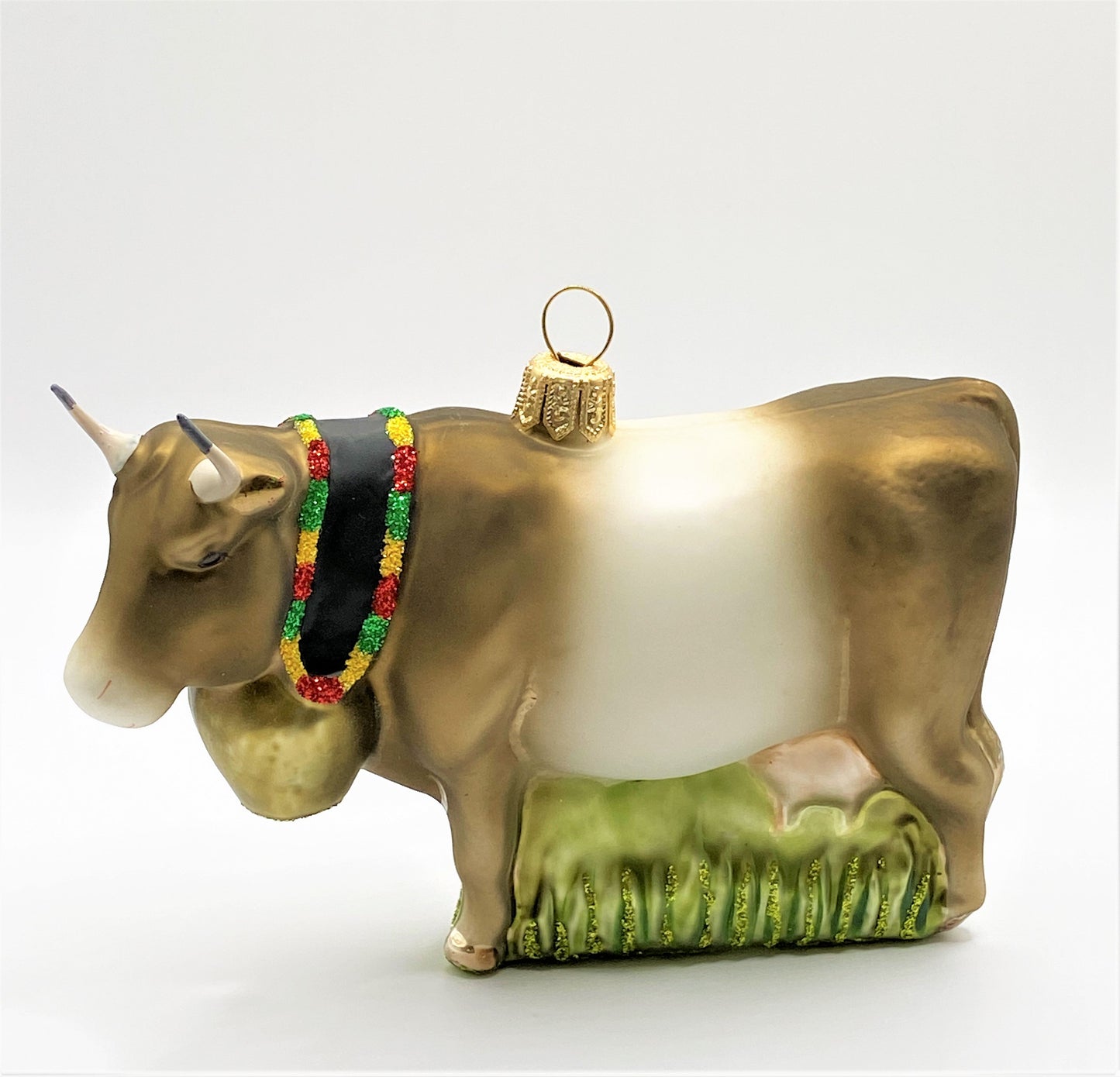 Baumschmuck-Christbaumschmuck-braunvieh-kuh-gurtkuh-eigenprodukt-weihnachts-deko-ch-Galerie-Luechinger1