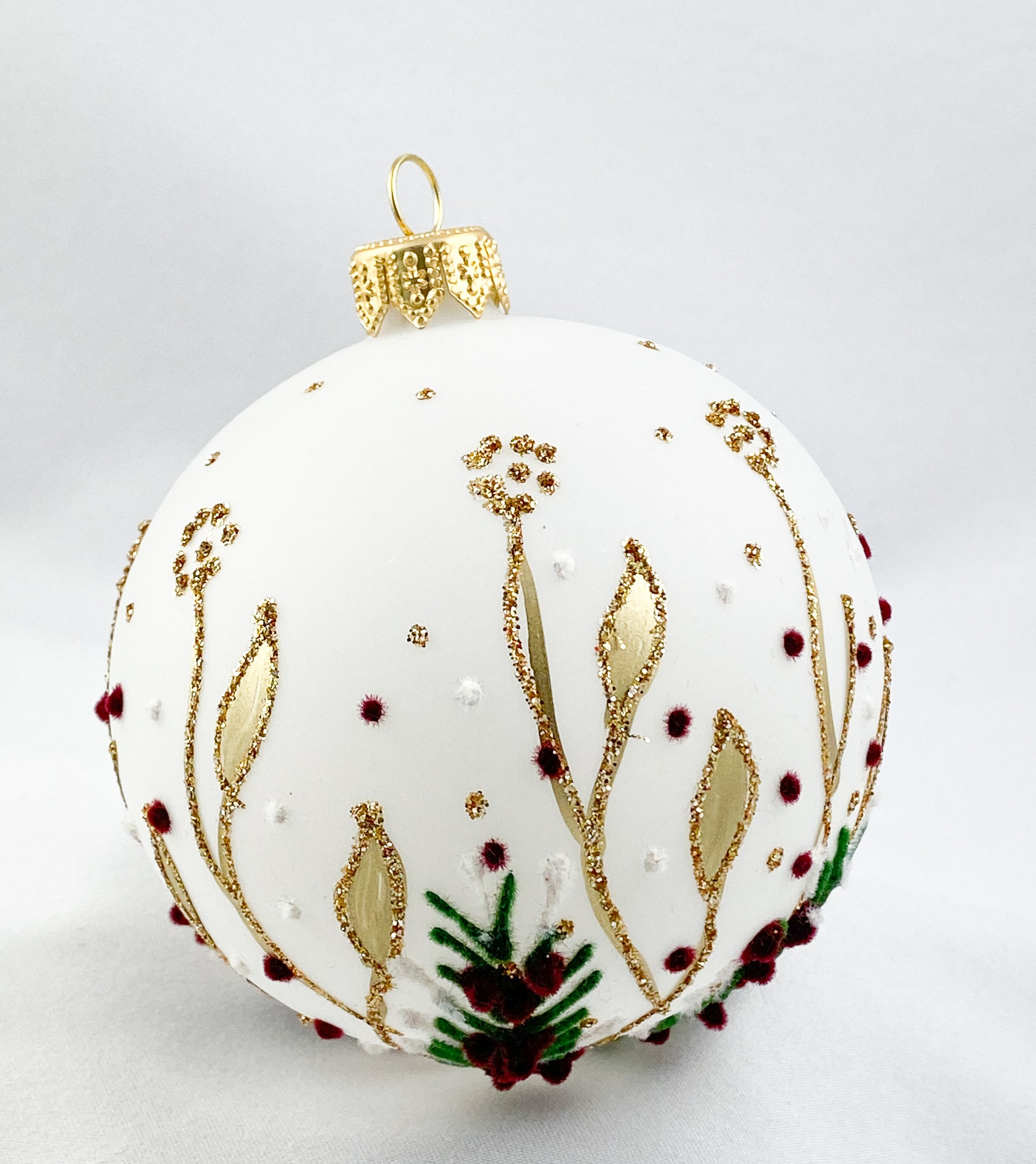 Baumschmuck-Christbaumschmuck-christbaumkugel-weiss-blaetter-ranken-natur-weihnachts-deko-ch-Galerie-Luechinger