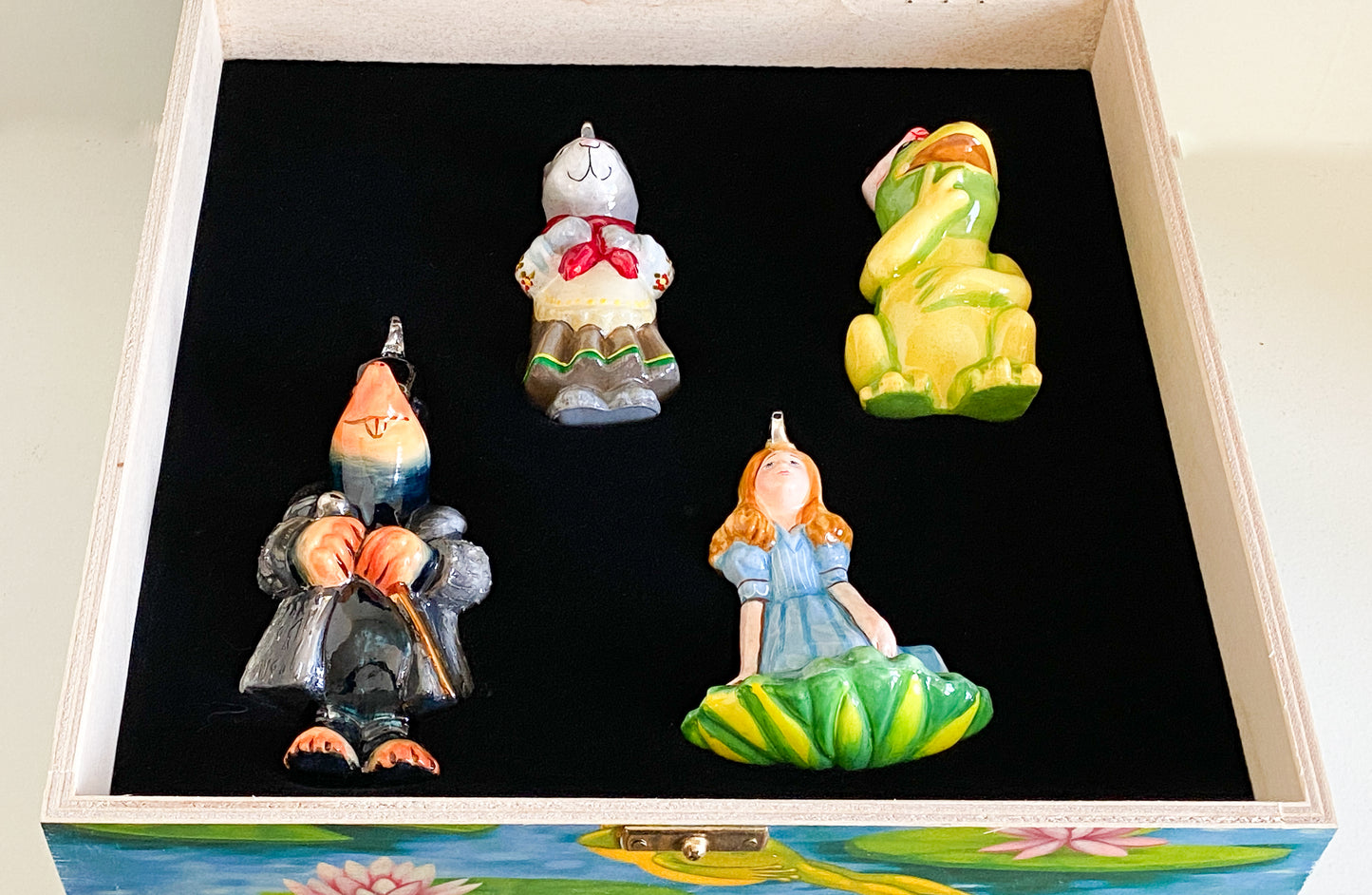Baumschmuck-Christbaumschmuck-daeumelinchen-maerchen-erzaehlen-weihnachts-deko-ch-Galerie-Luechinger4