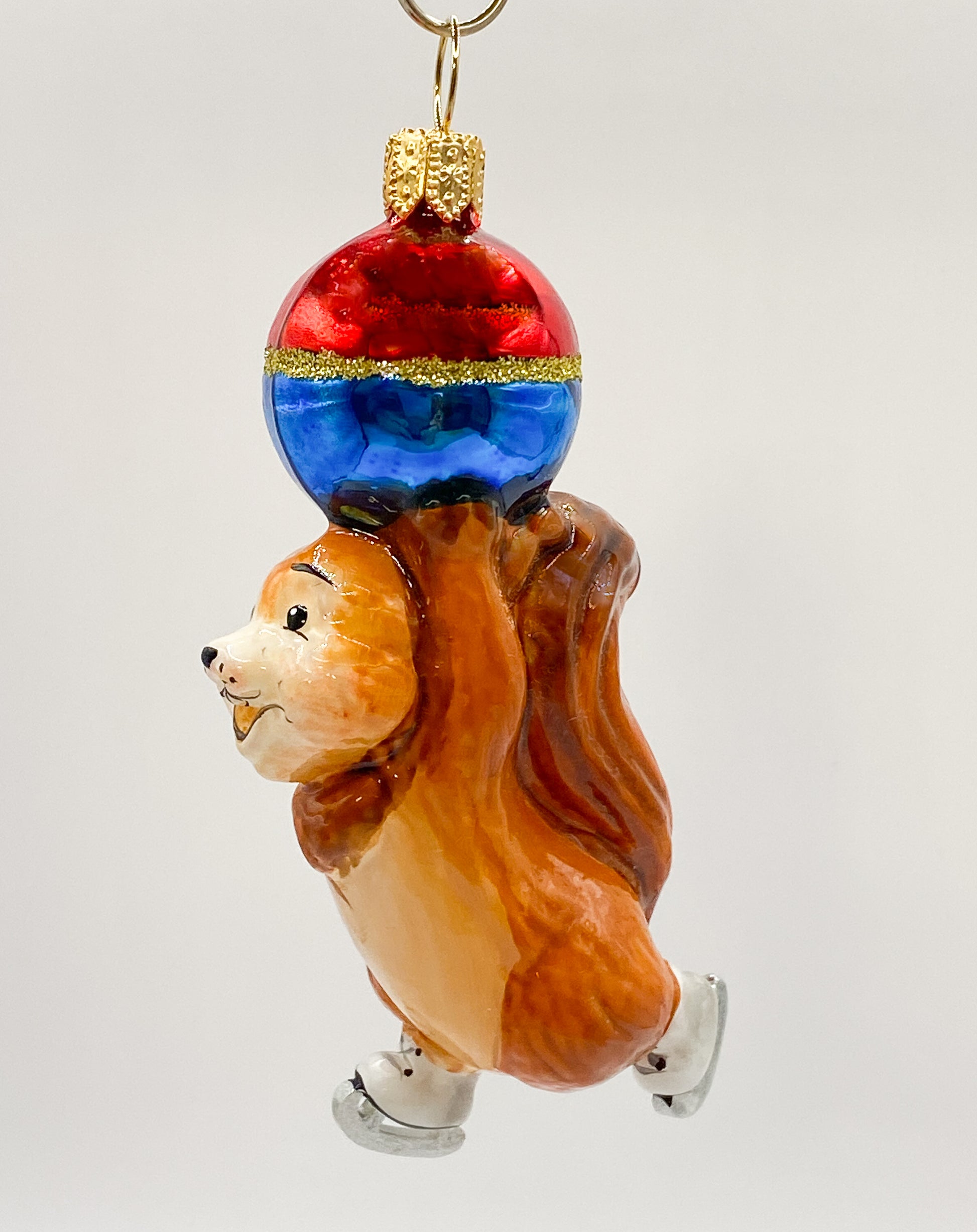 Baumschmuck-Christbaumschmuck-eichhoernchen-schlittschuh-wintersport-christbaumkugel-mostowski-komozja-weihnachts-deko-ch-Galerie-Luechinger