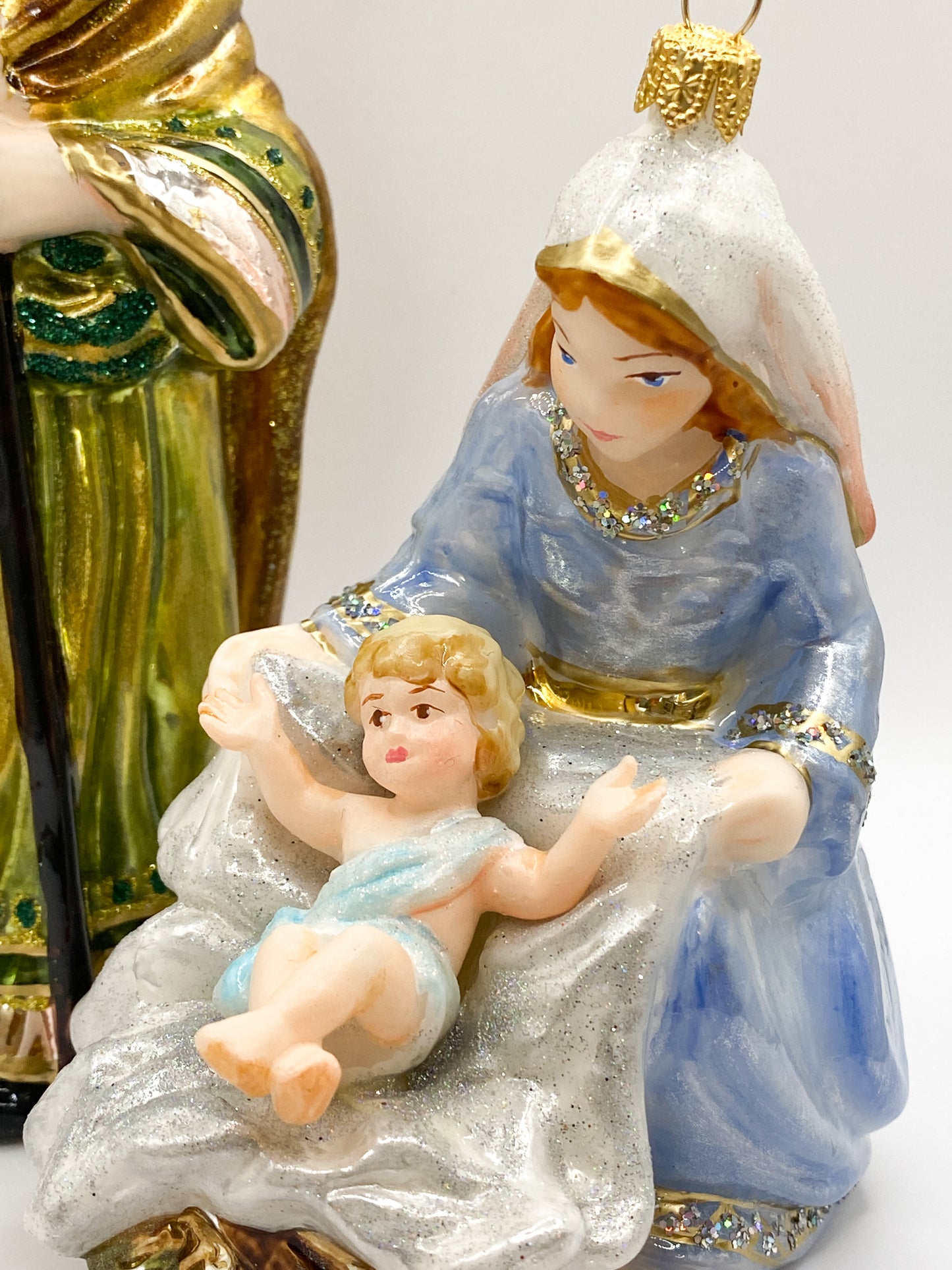 Baumschmuck-Christbaumschmuck-heilige-familie-krippe-jesuskind-maria-josef-mostowski-komozja-weihnachts-deko-ch-Galerie-Luechinger2