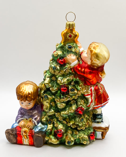 Baumschmuck-Christbaumschmuck-kinder-weihnachtsbaum-schmuecken-vorfreude-mostowski-komozja-weihnachts-deko-ch-Galerie-Luechinger