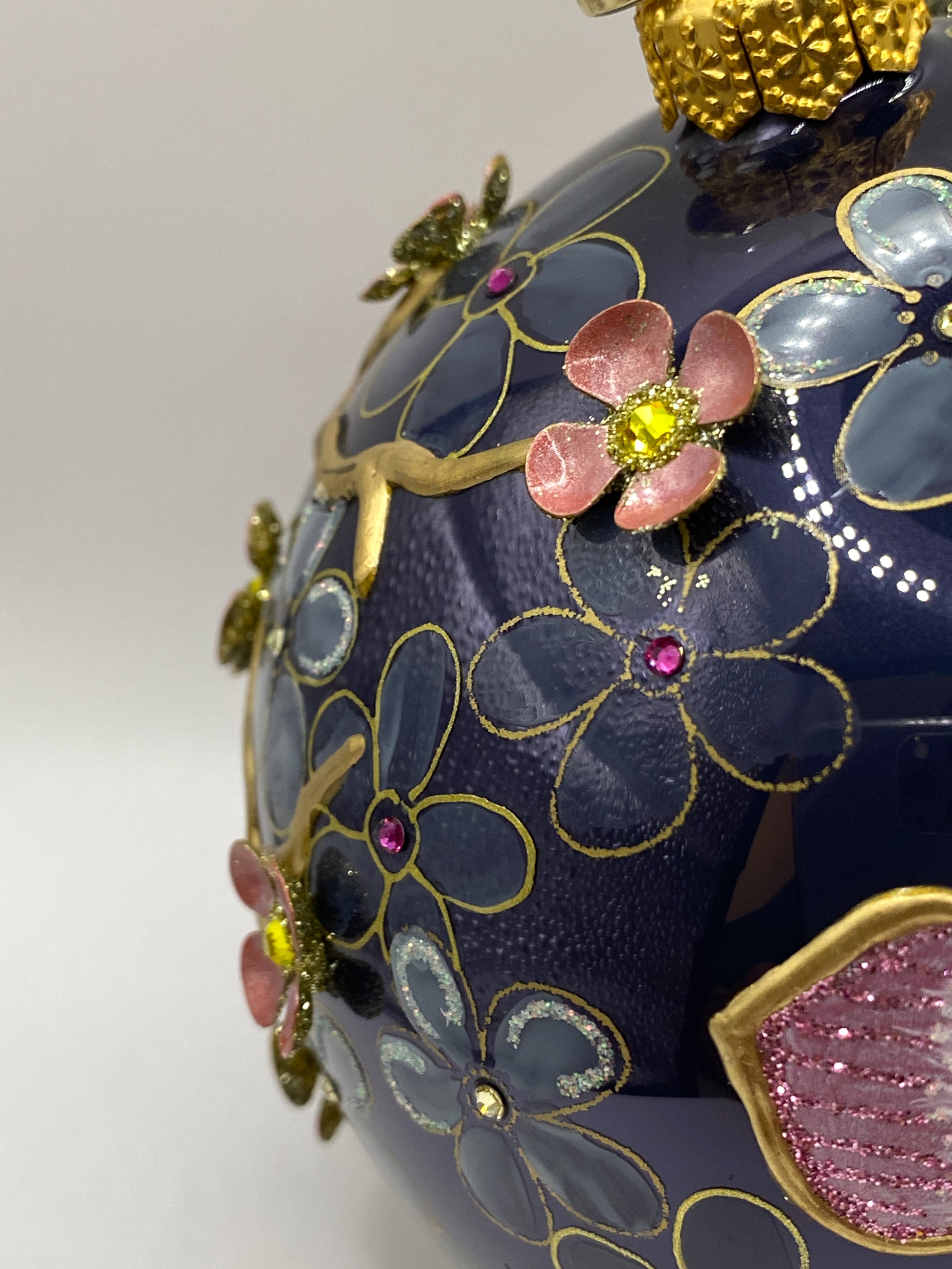Baumschmuck-Christbaumschmuck-kugel-bluete-ranken-weihnachts-deko-ch-Galerie-Luechinger13