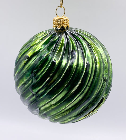 Baumschmuck-Christbaumschmuck-kugel-marmoriert-gruen-weihnachts-deko-ch-Galerie-Luechinger