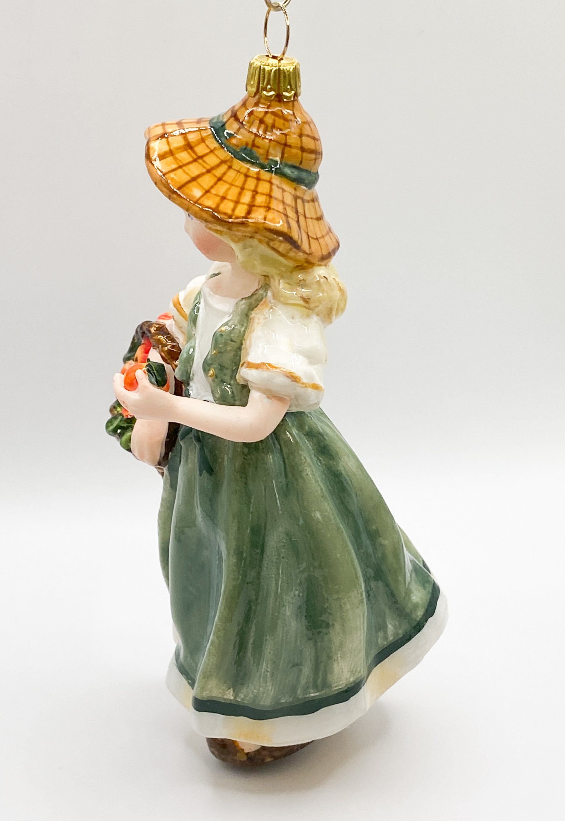 Baumschmuck-Christbaumschmuck-maedchen-korb-apfel-pfluecken-mostowski-komozja-weihnachts-deko-ch-Galerie-Luechinger3
