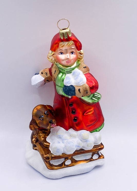 Baumschmuck-Christbaumschmuck-maedchen-schlitten-schneeball-weihnachts-deko-ch-Galerie-Luechinger