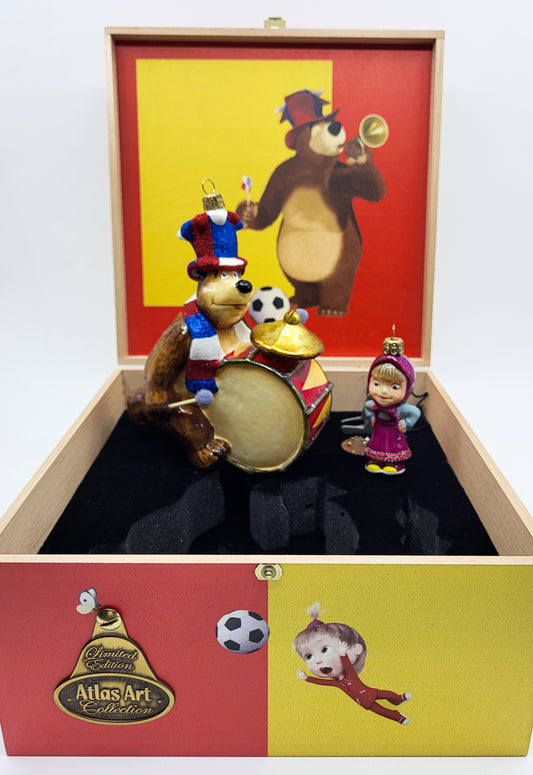 Baumschmuck-Christbaumschmuck-mascha-baer-fussball-atlasart-weihnachts-deko-ch-Galerie-Luechinger6