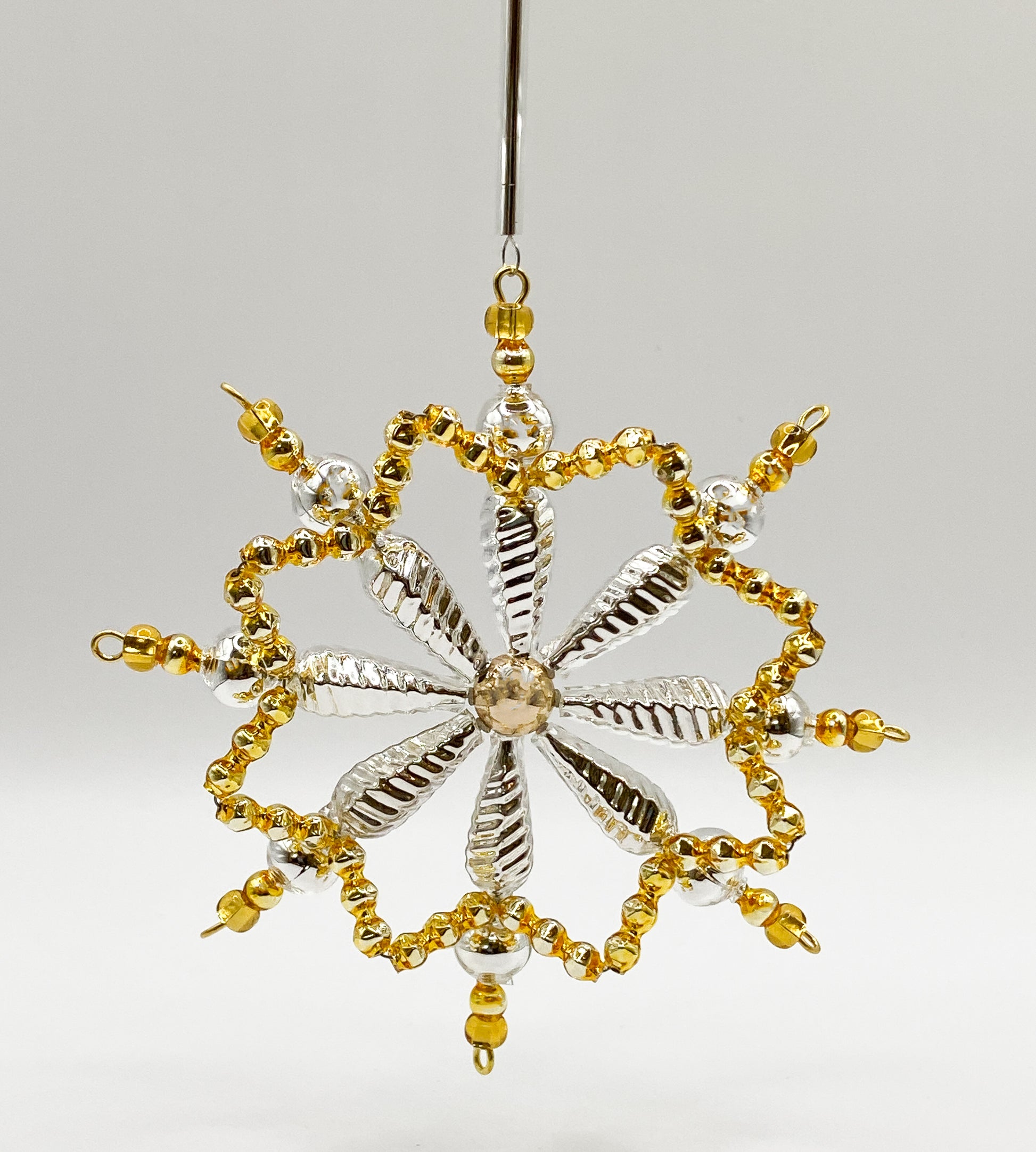 Baumschmuck-Christbaumschmuck-stern-gablonz-perlen-weihnachts-deko-ch-Galerie-Luechinger12