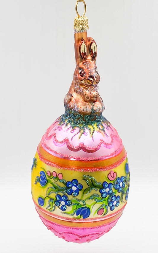 Osterei pink mit Hase