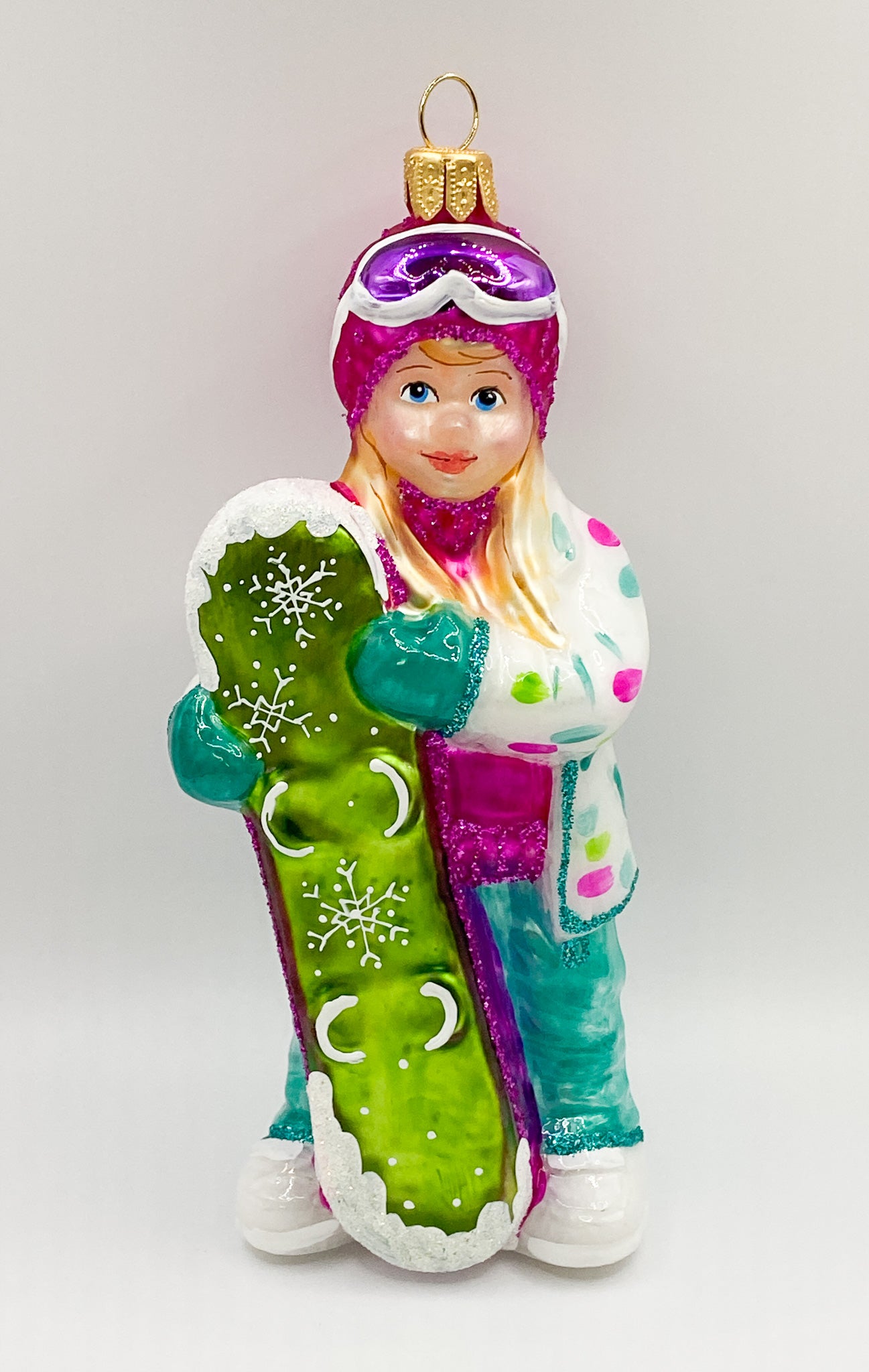 Mädchen mit Snowboard
