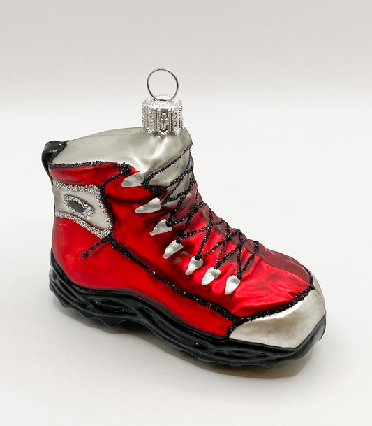 Roter Wanderschuh