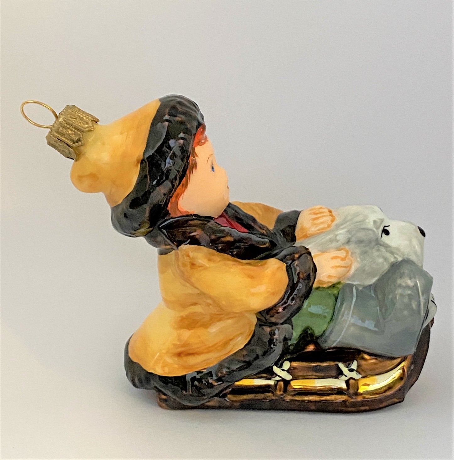 Weihnachtsschmuck-Christbaumschmuck-AtlasArt-Knabe-Hund-Schlittenfahrt-weihnachts-deko-ch-Galerie-LuechingerIMG_0003