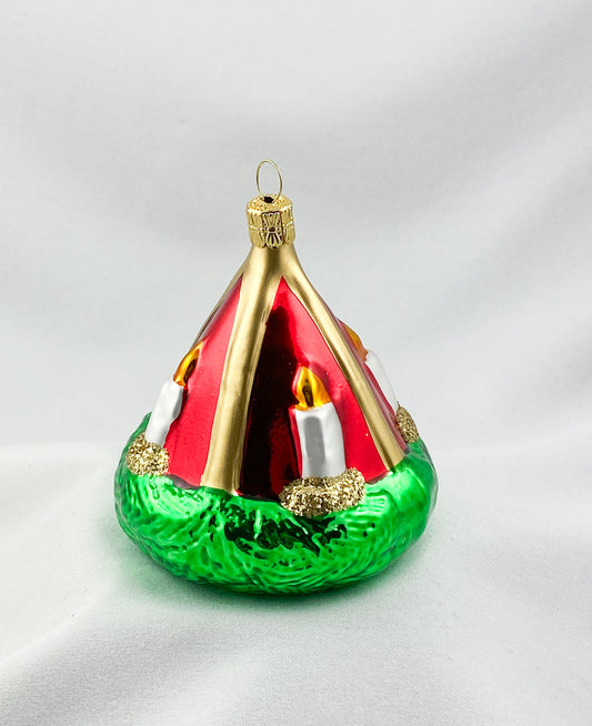 Adventskranz mit vier Kerzen