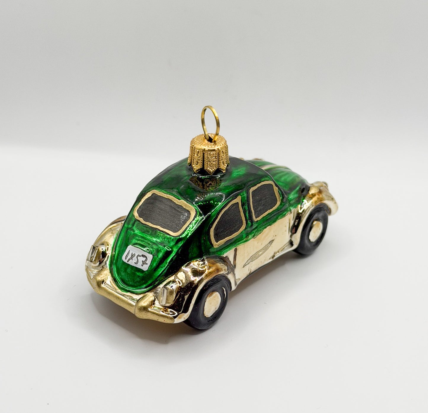 VW Beetle white