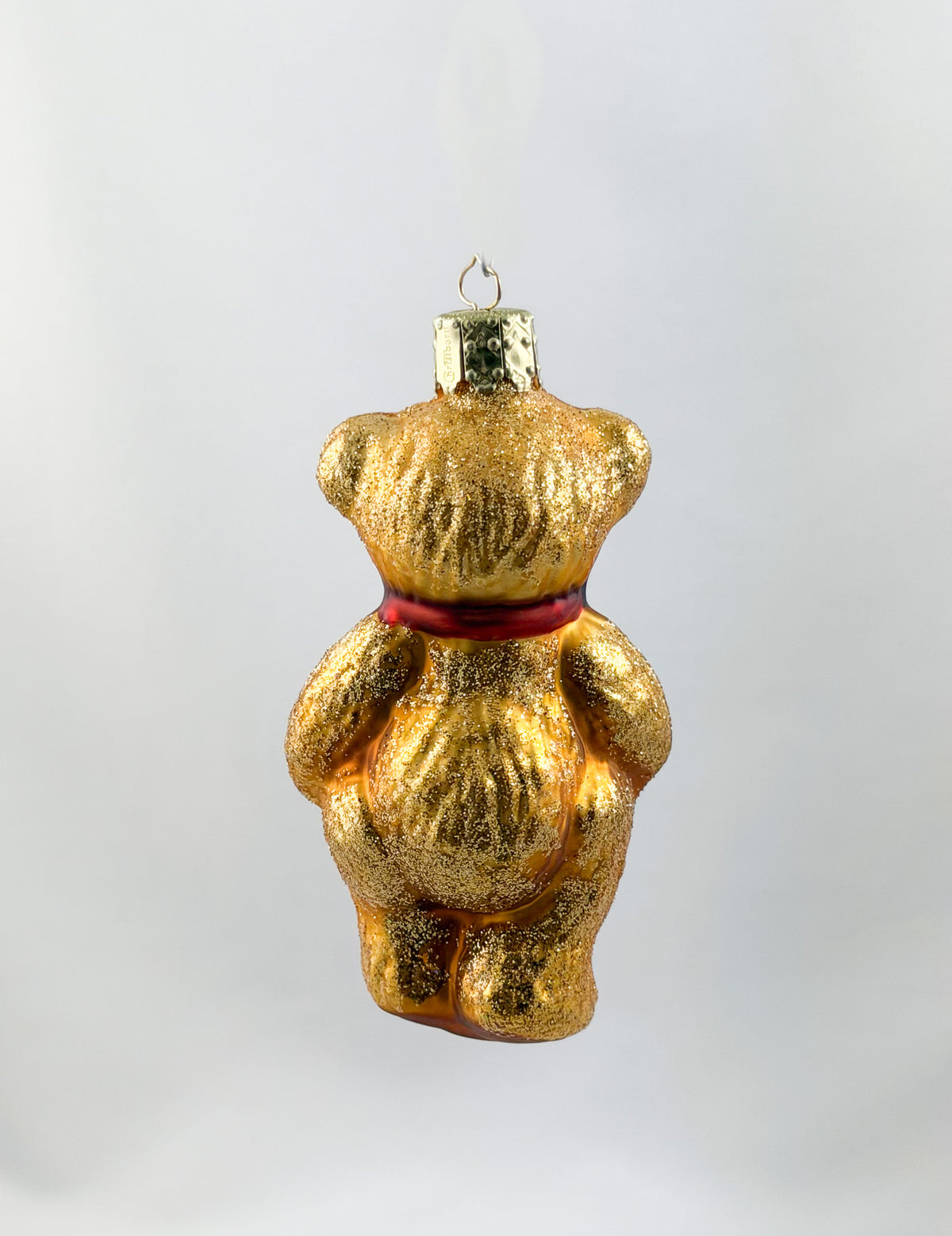 Teddy-Bär mit roter Schleife