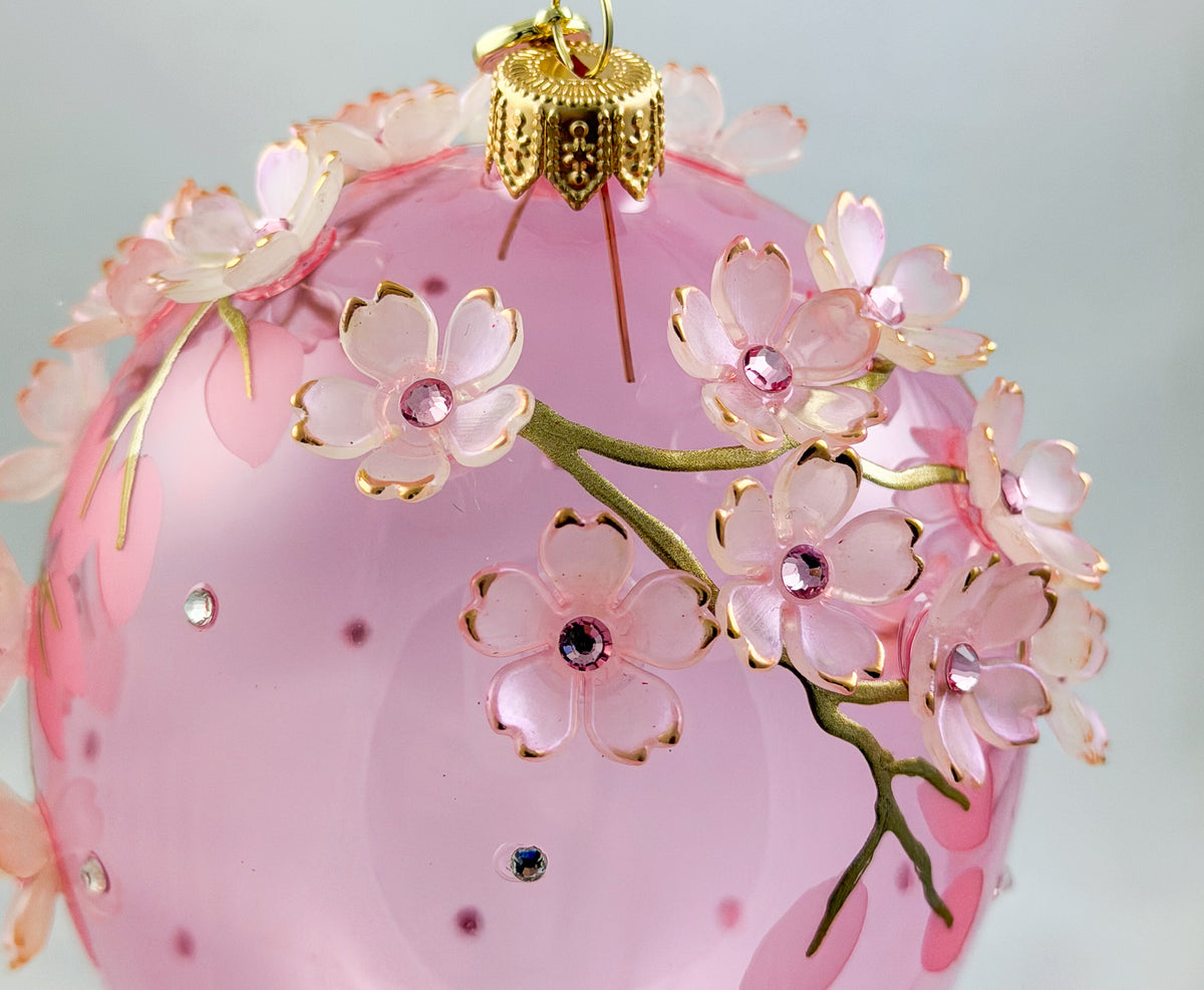 Grosse Tropfenform in Hellrosa transparent mit vielen Blüten, GlitterLab