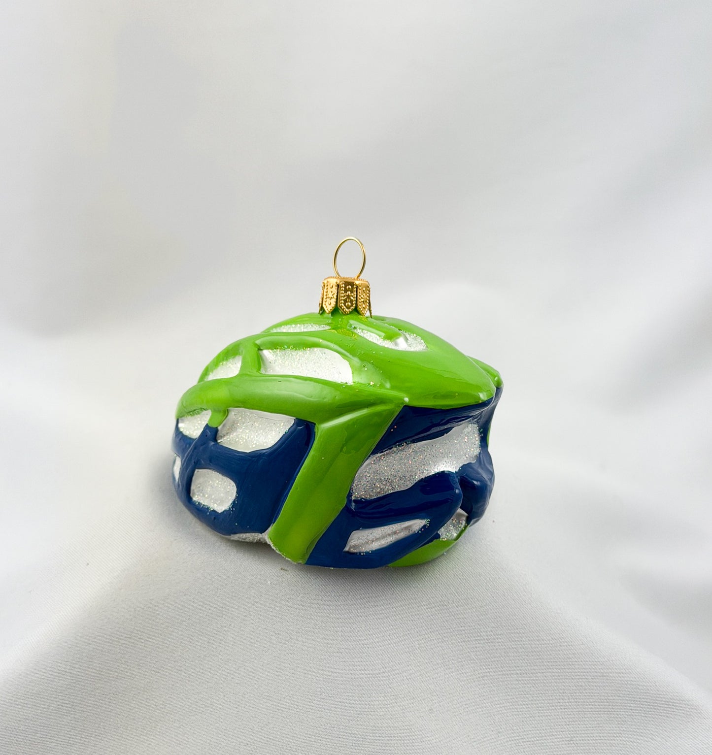 Green cycling helmet