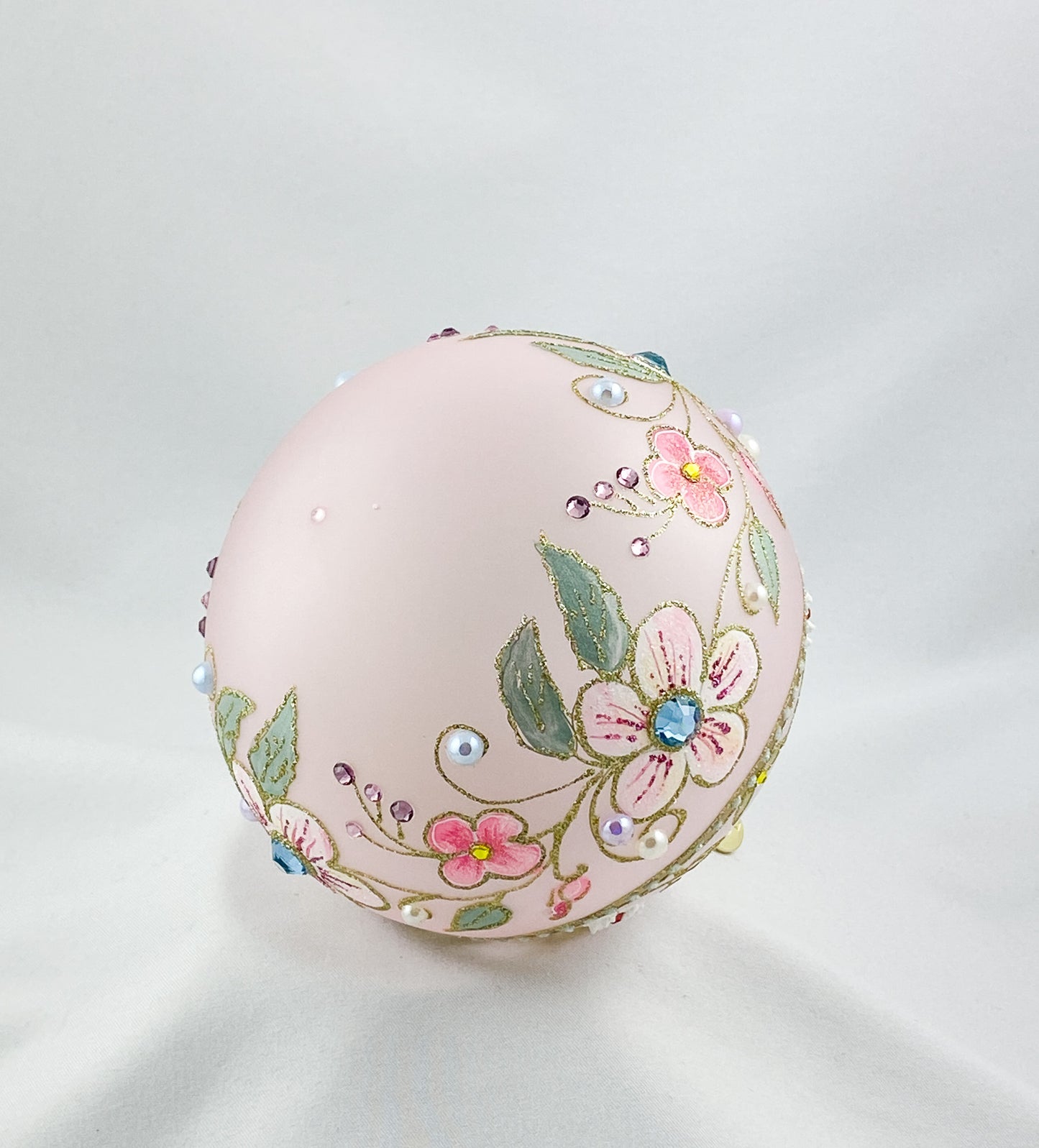 Transparent ball in pink with flower tendrils and glitter stones, GlitterLab