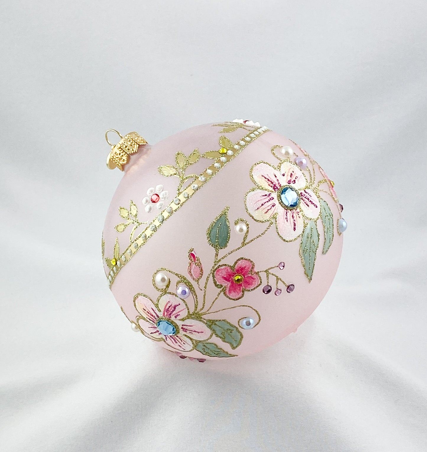 Transparent ball in pink with flower tendrils and glitter stones, GlitterLab