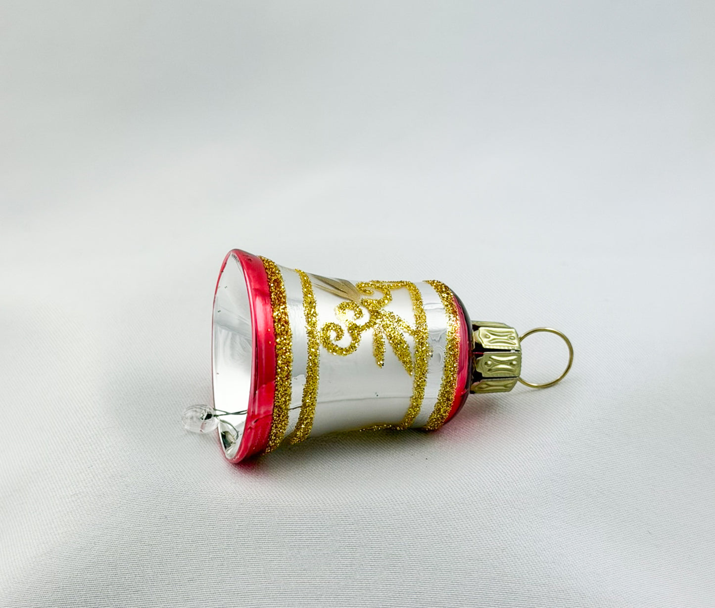 Weihnachts-Glöckchen Silber mit rotem Dekor