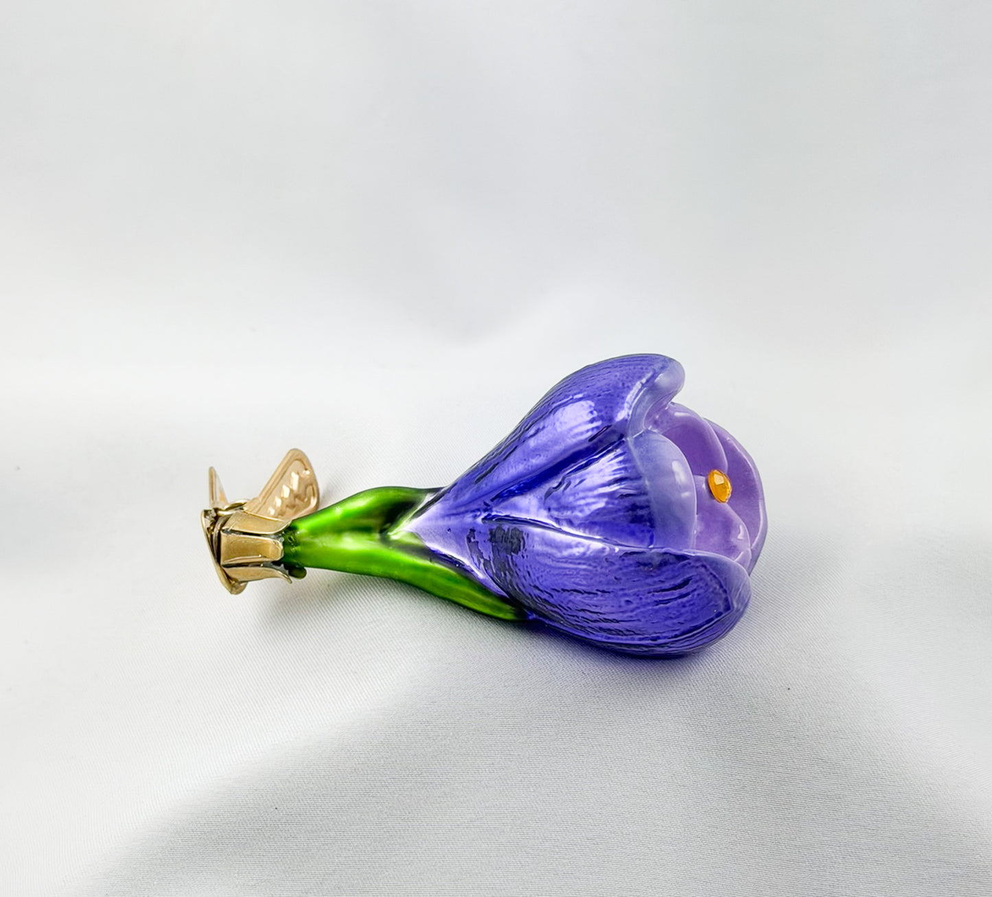 Krokusblüte violett am Clip
