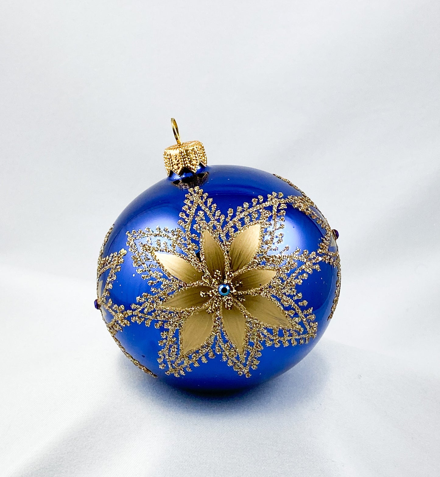 Ball dark blue with golden flower star