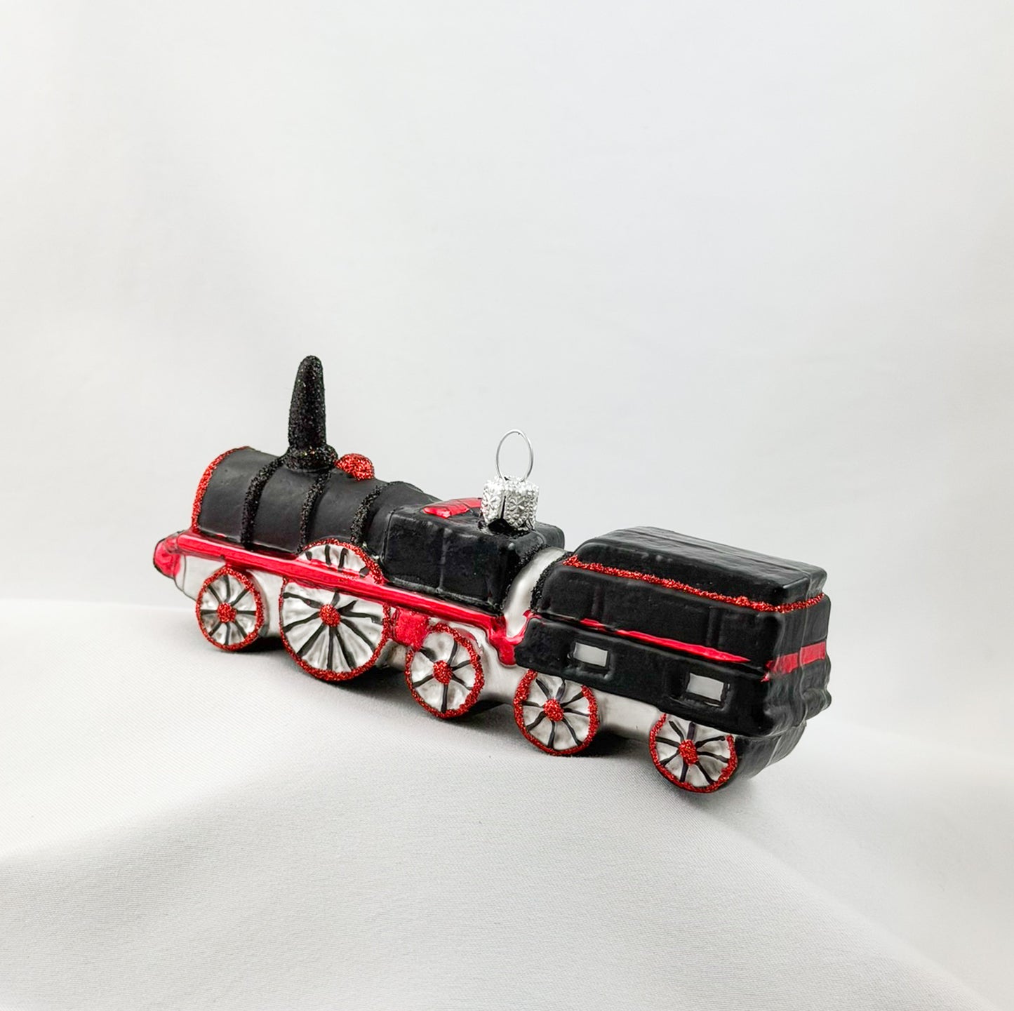 Schwarze nostalgische Dampf-Lokomotive