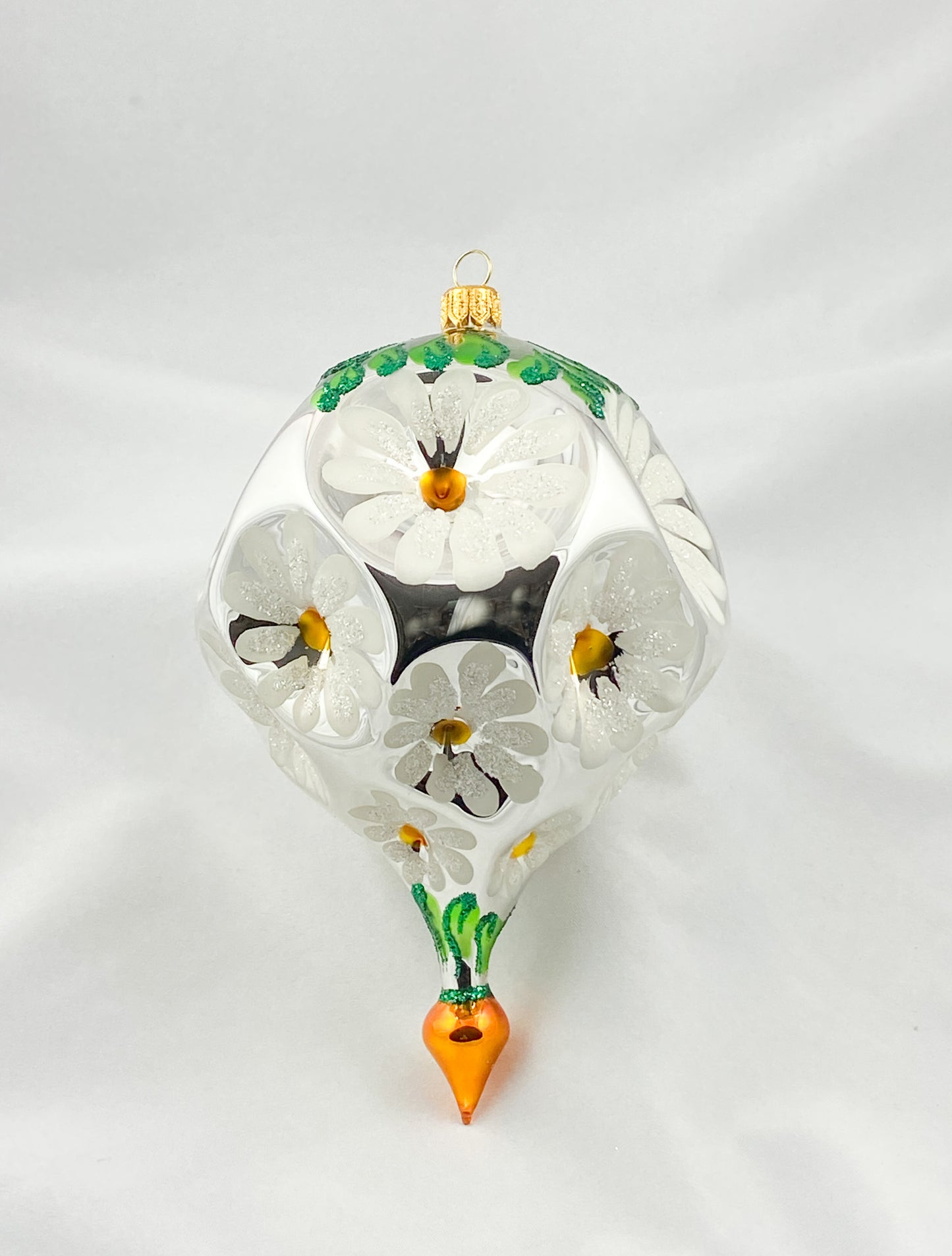 Grosse Kugel mit Gänseblümchen-Motiv