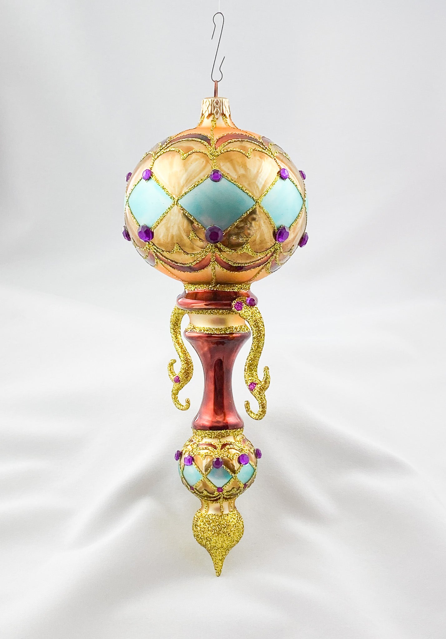 Oriental fantasy ornament