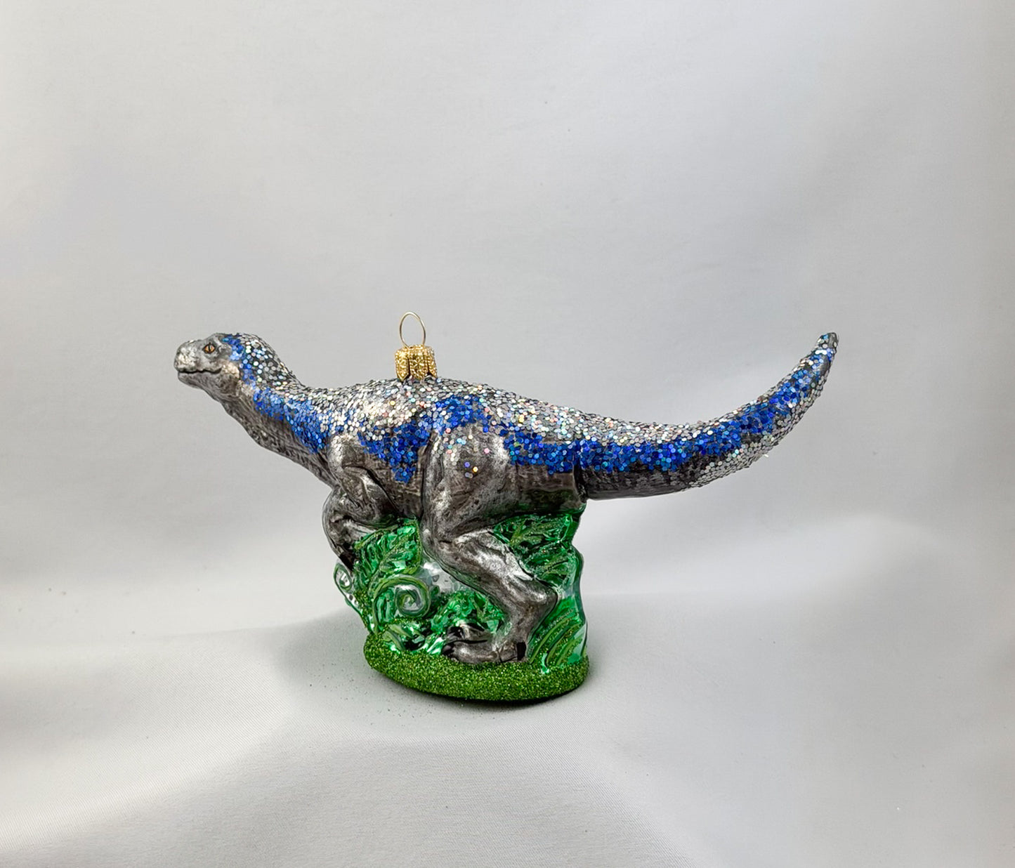 Velociraptor dinosaur