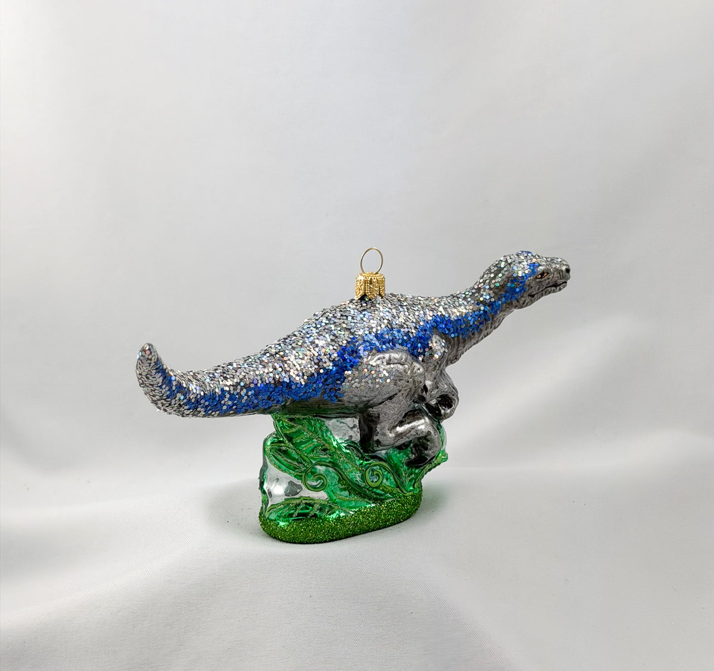 Velociraptor dinosaur