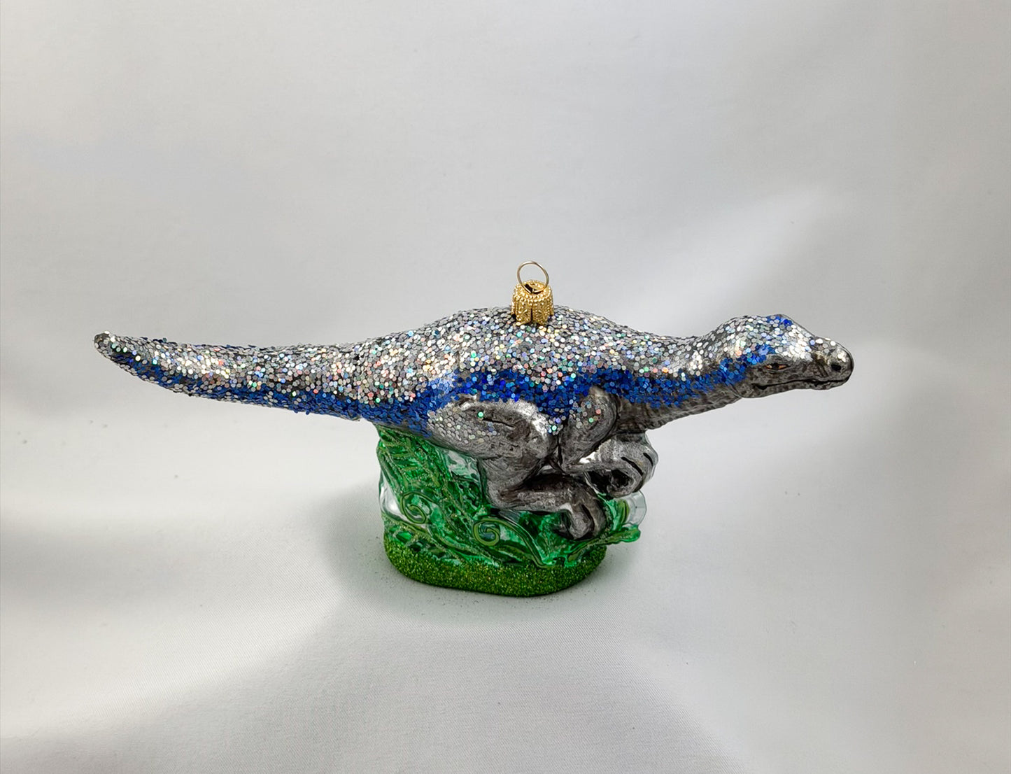 Velociraptor dinosaur