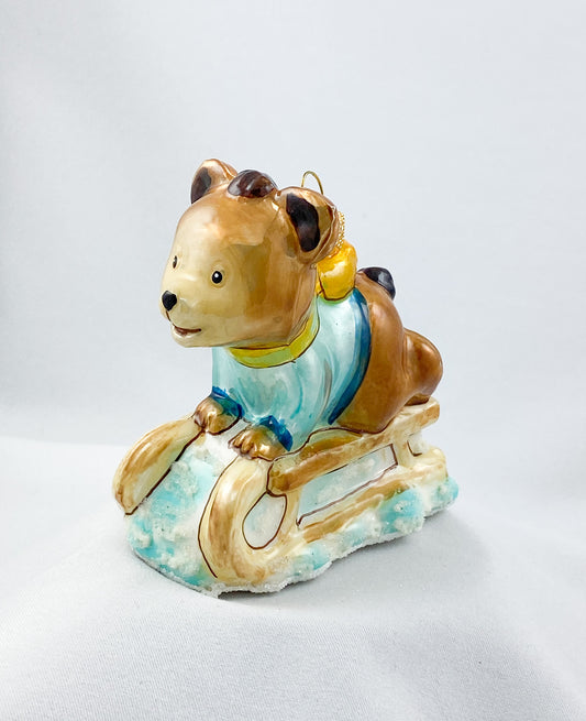 Bär fährt schlitten, KOMOZJA MOSTOWSKI