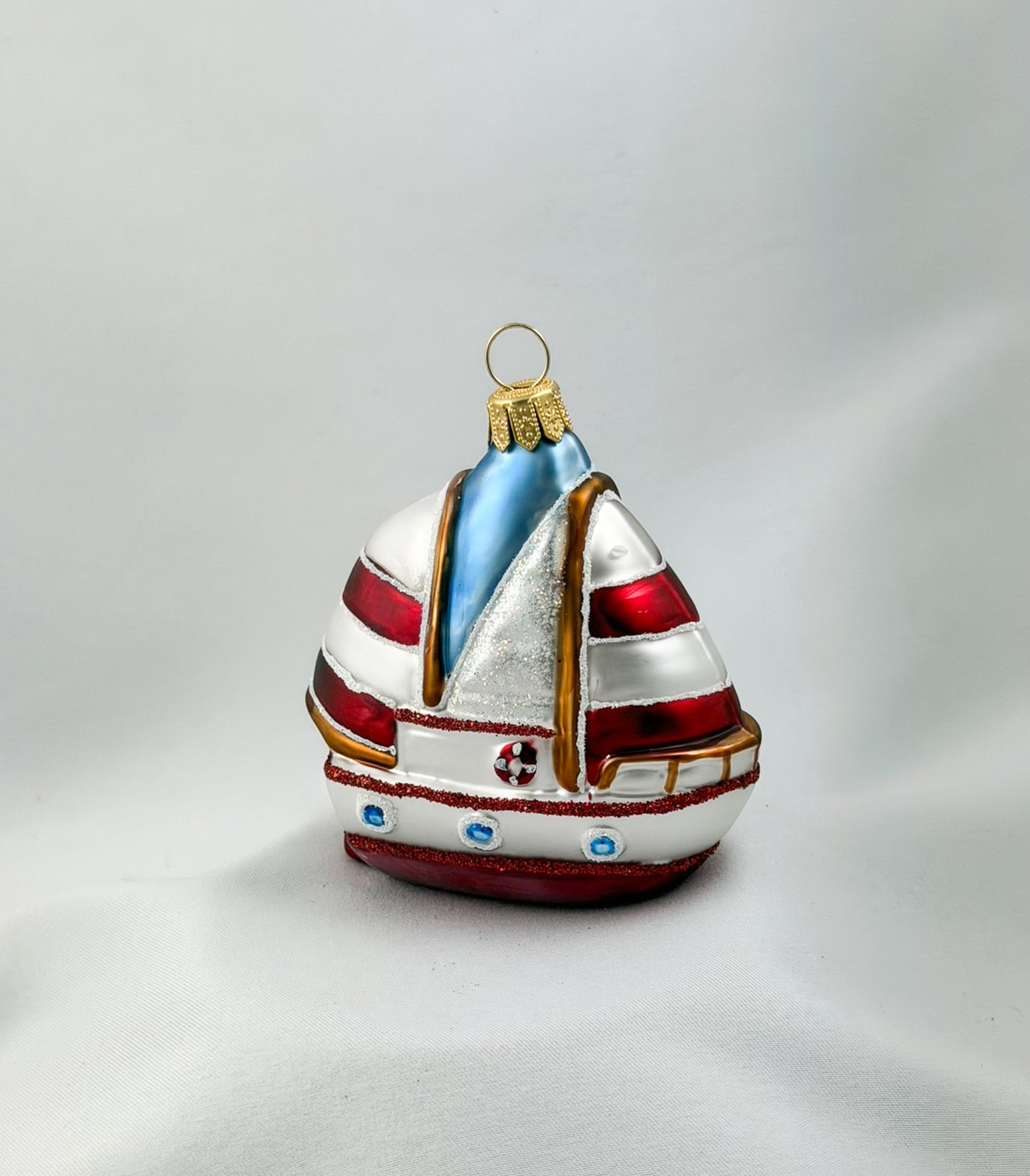 Kleines Segelboot