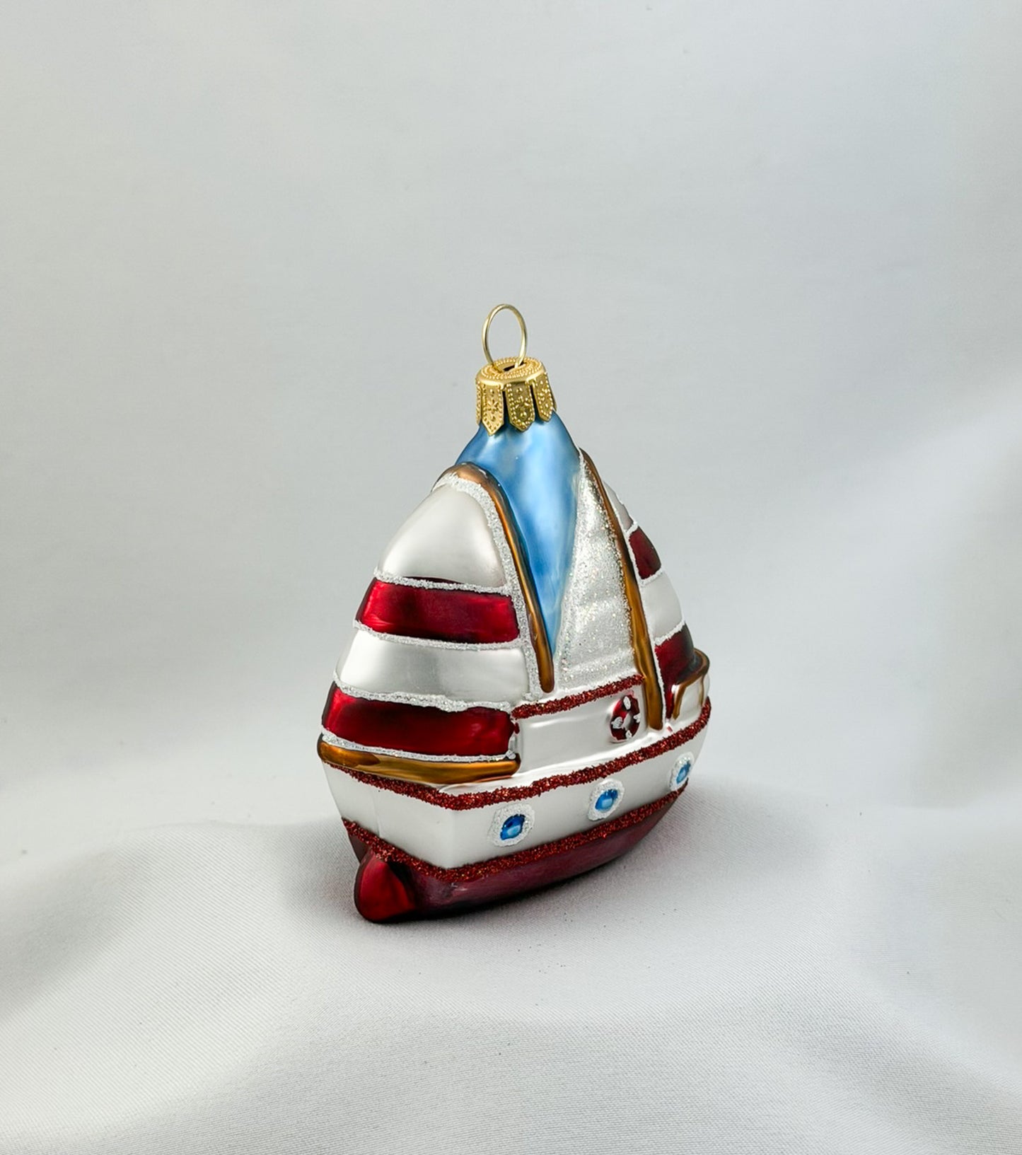 Kleines Segelboot