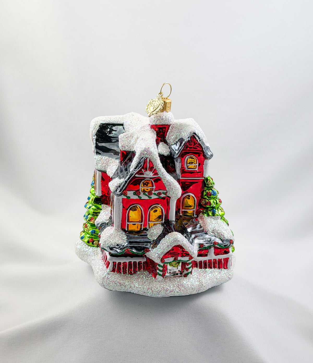 Weihnachtlich geschmückte Villa