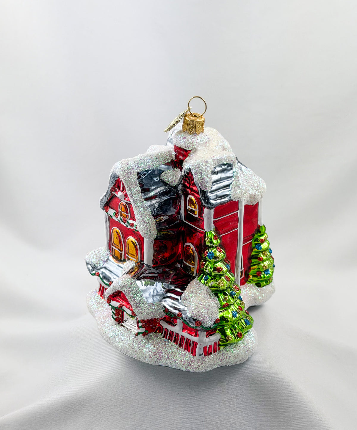 Weihnachtlich geschmückte Villa