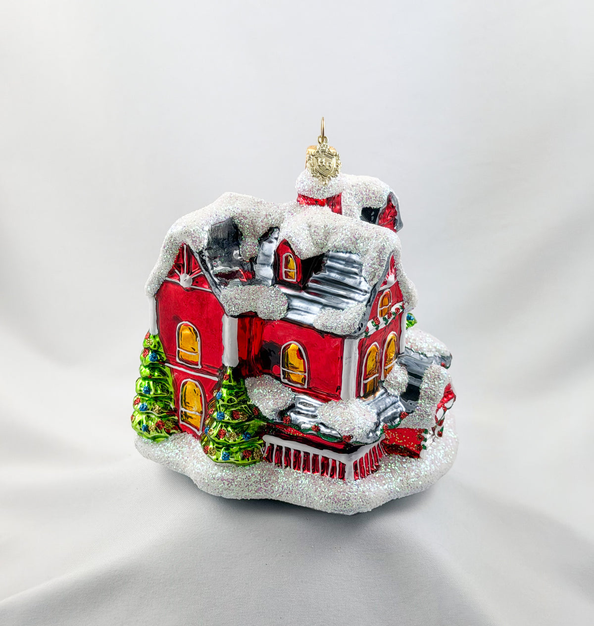 Weihnachtlich geschmückte Villa