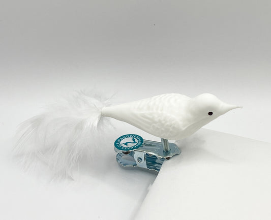 Small bird velvet white