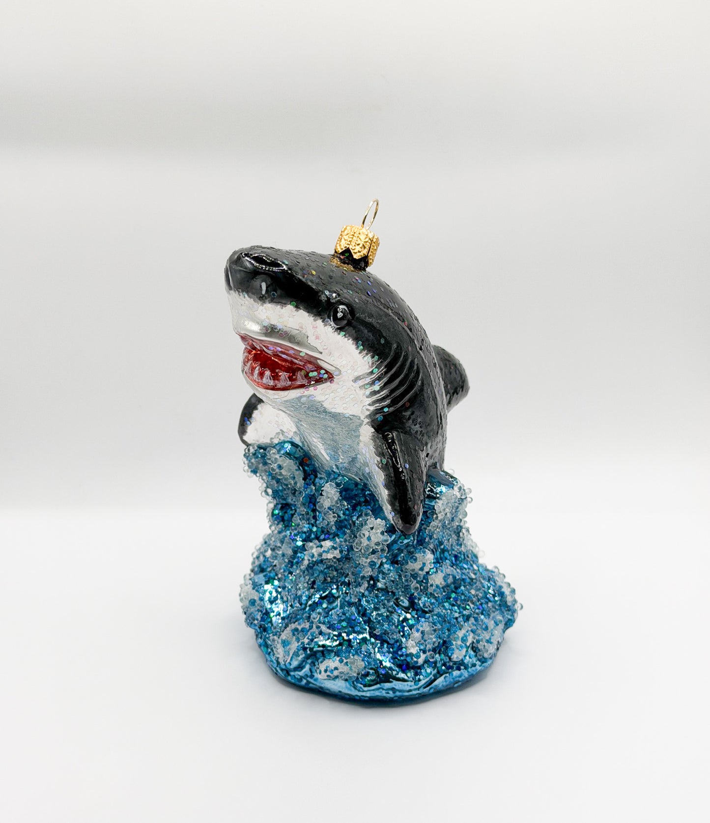 Great white shark leaps from the waves