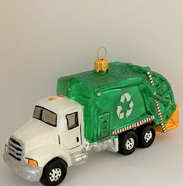 Grüner Recycling-Wagen