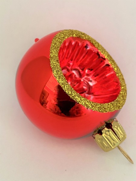 Kleine rote Reflex-Kugel, mit rotem Reflex